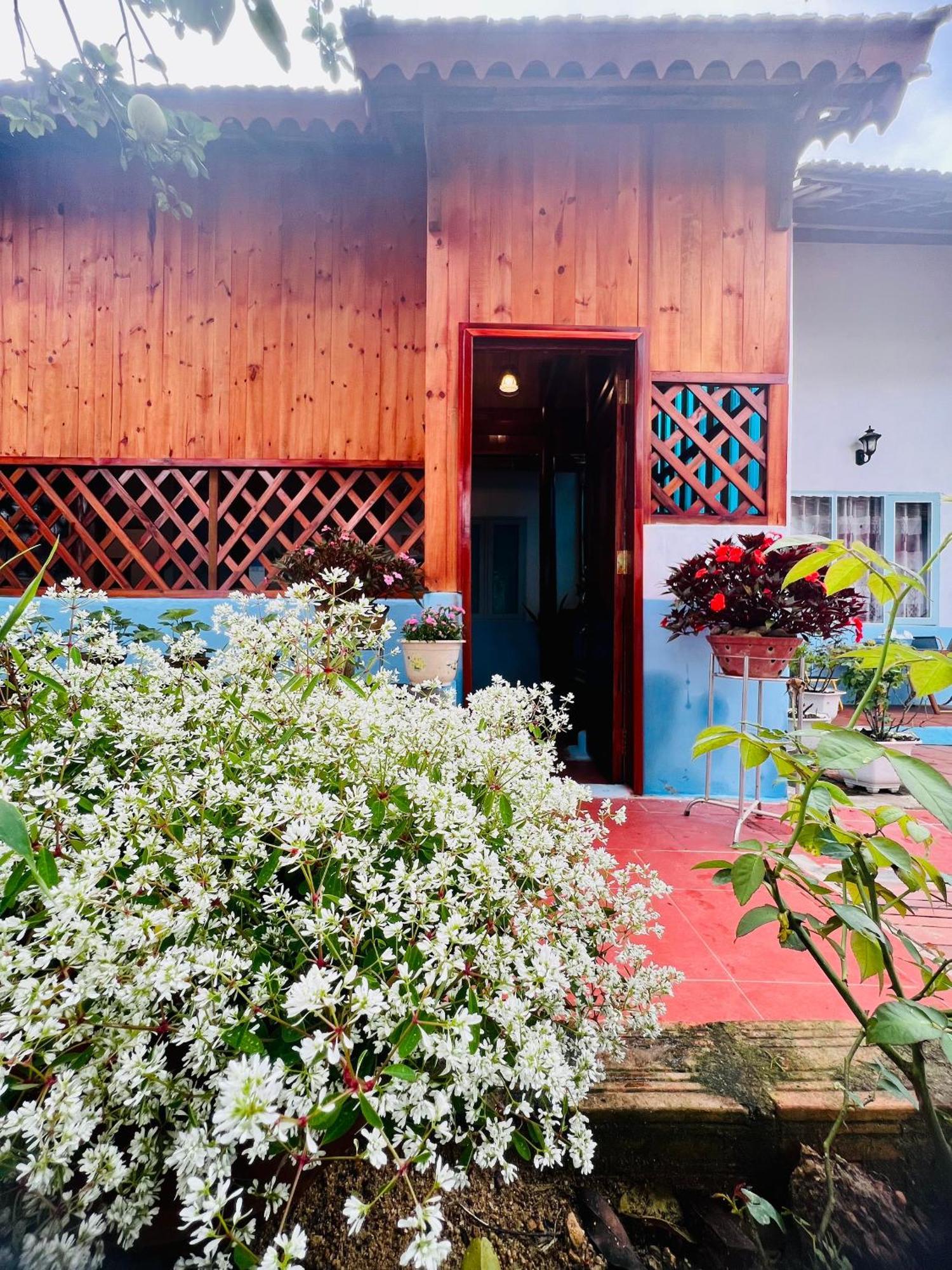 Vietnam Phuot Real Home Kon Tum Zimmer foto